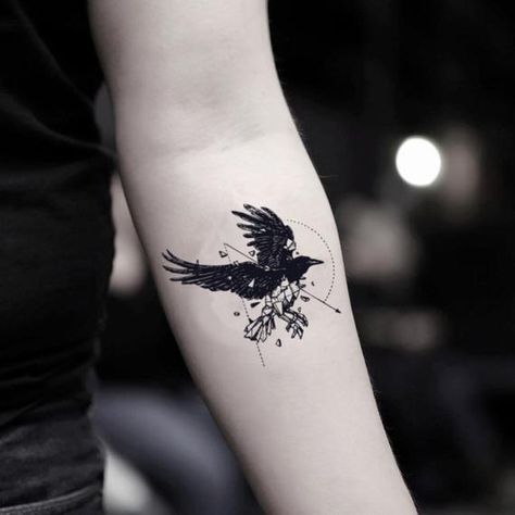 Tattoo corbeau