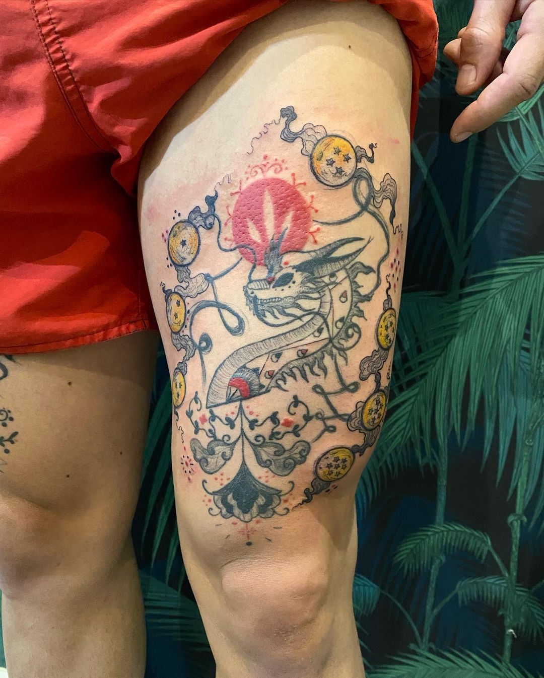 Tatouage Boule De Cristal Dbz Noir Et Blanc Tous les tatouages au hashtag "dragonballz"