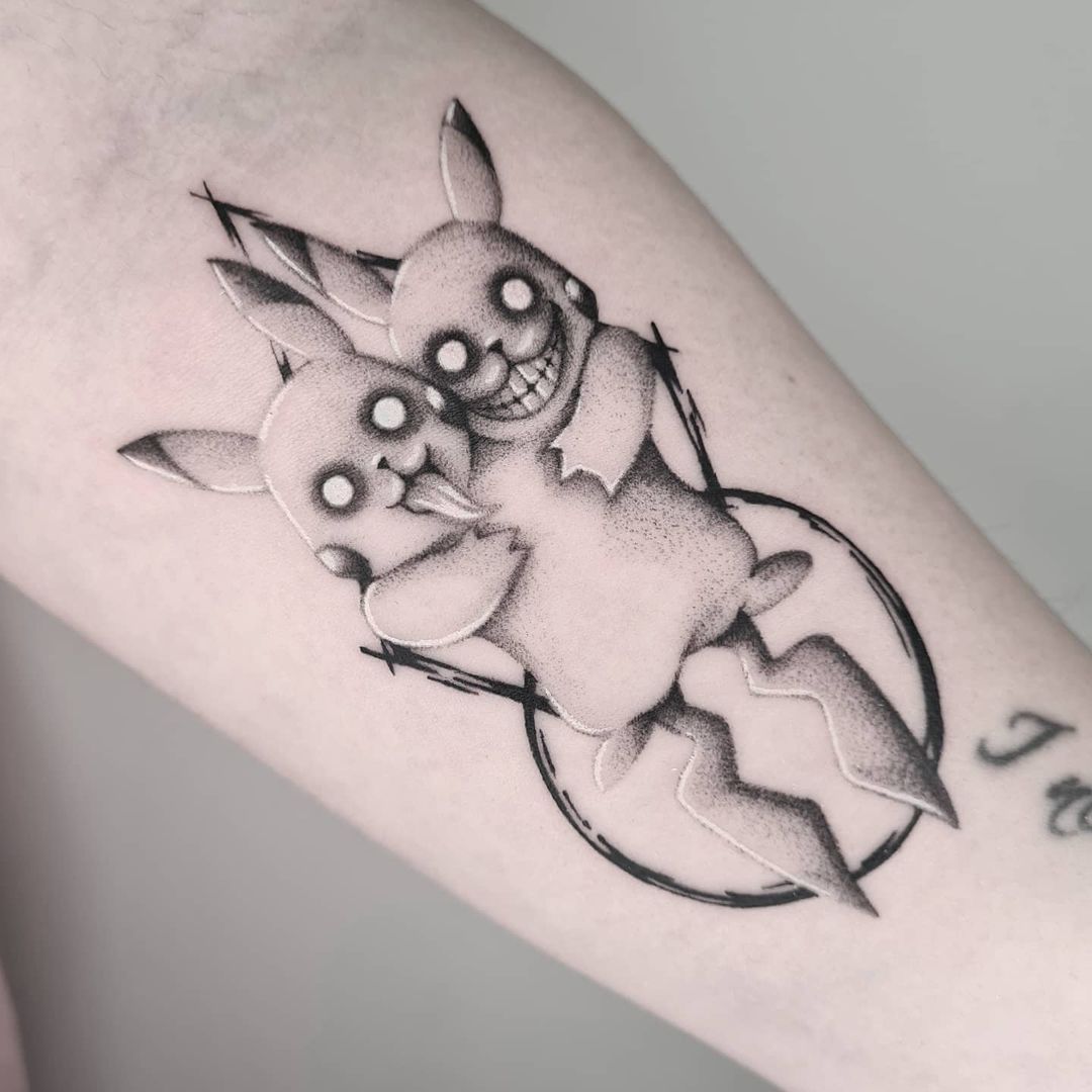 Tatouage Pikachu Noir Et Blanc Maine-et-Loire, France : Liste des tatoueurs