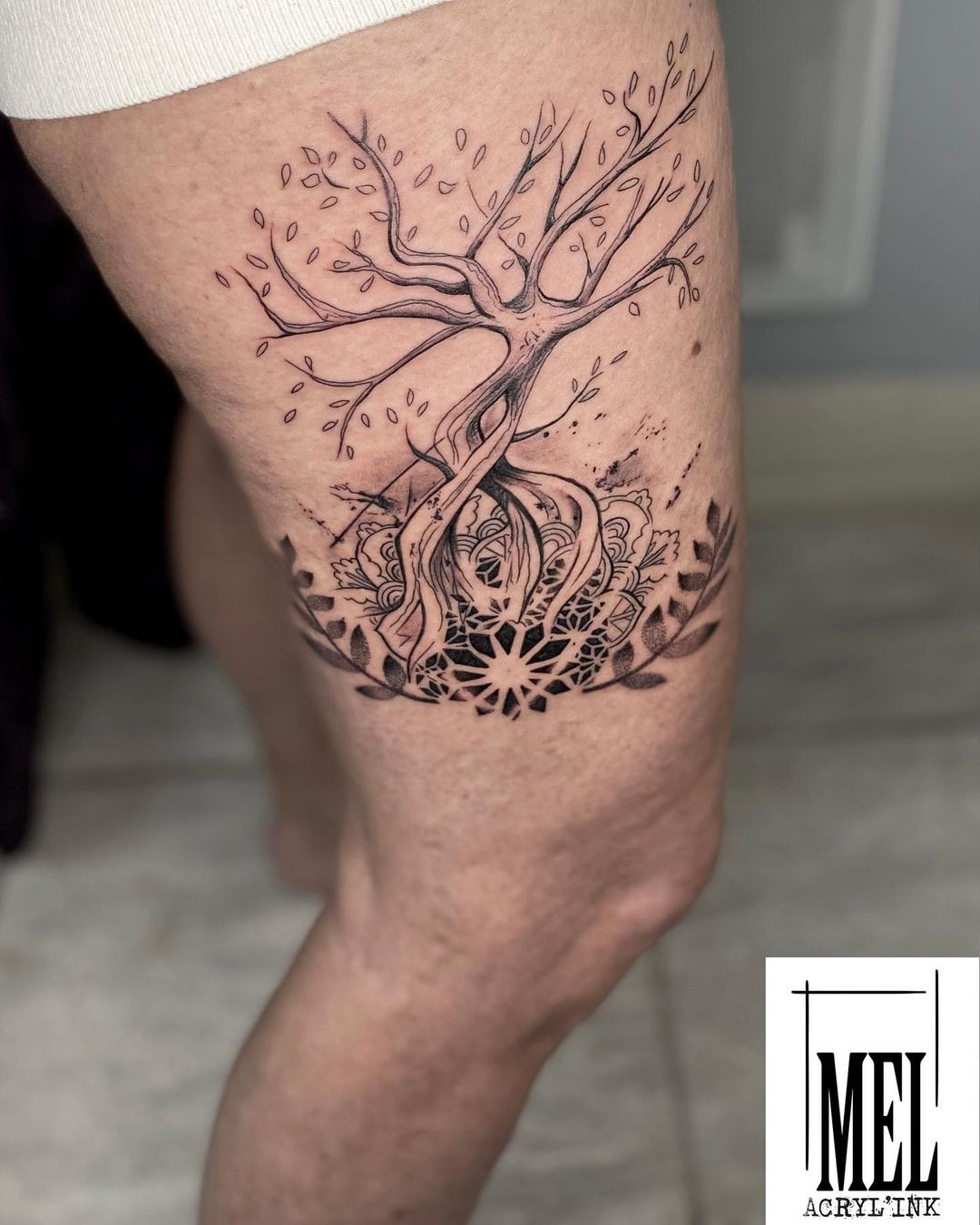 mel_acrylink Tatouages, styles et localisation du tatoueur