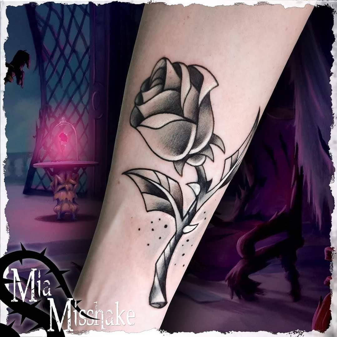Tatouage Rose Eternelle La Belle Et La Bete Tous les tatouages au hashtag "beautyandthebeast"